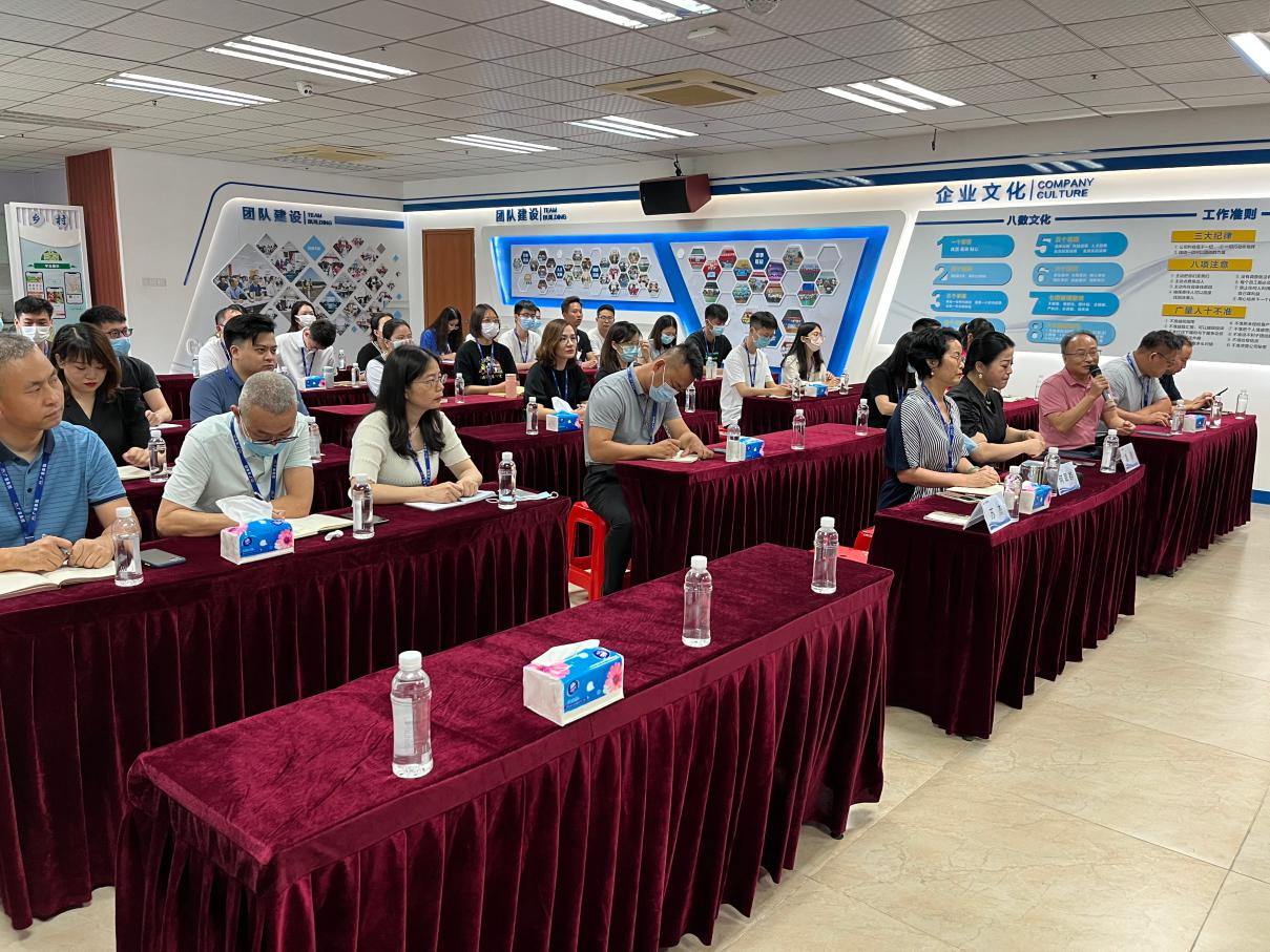 强强合作丨中工武大城乡规划院领导莅临龙8头号玩家交流经验谈合作